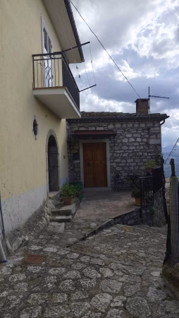I VIAGGI DI ADELINA - Gesualdo, dove la memoria abita ancora 7 640578ba 51d0 4cc6 969f bec648ee85b8