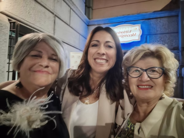 Cercola, a Michela Buonagura il Premio Speciale “Federico De Florio” per la poesia “Medaglie” 10 653908dc 4af9 4fba b8d6 2bb0c28b05f7