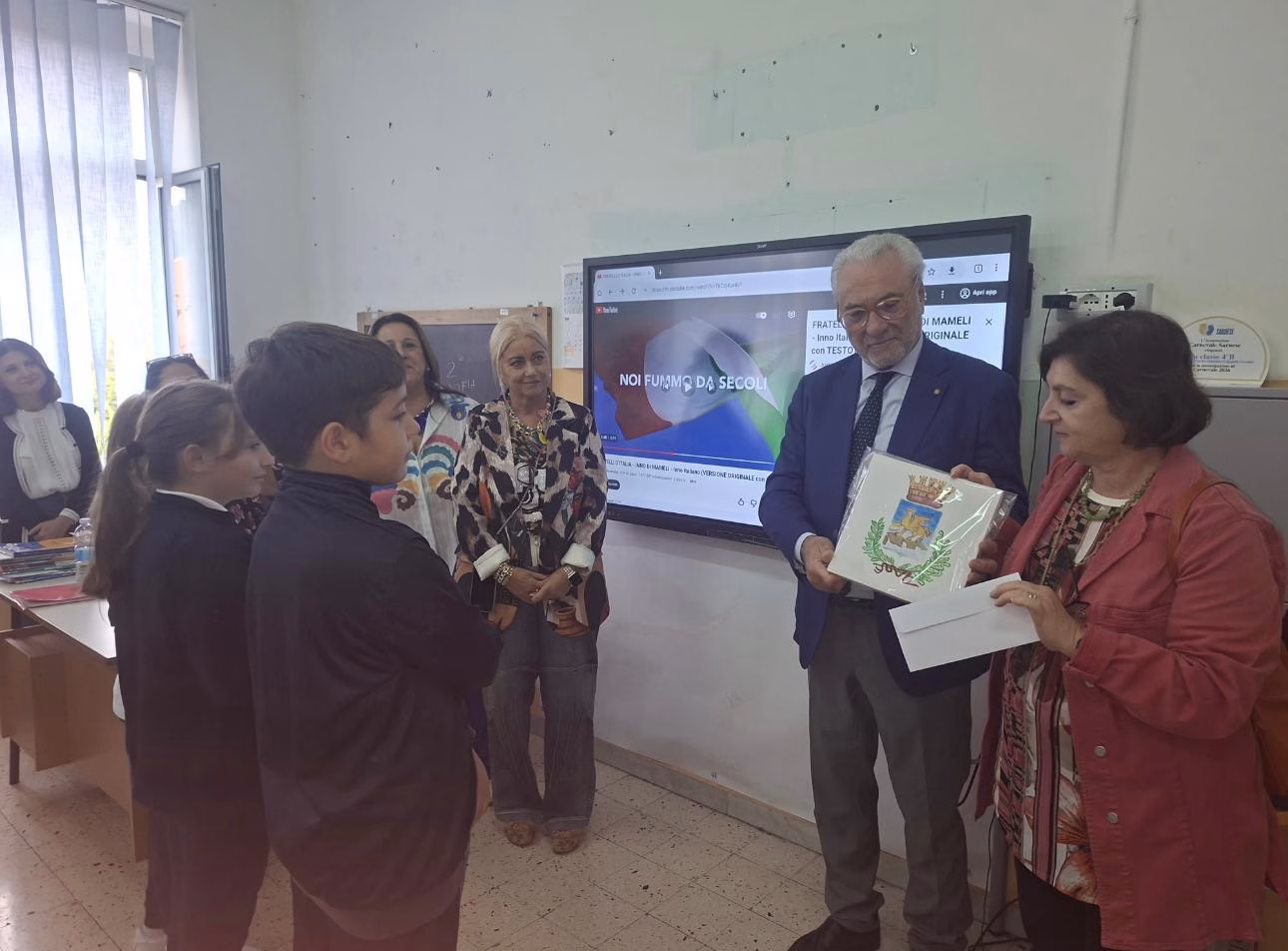 Commissione Straordinaria in visita alle Scuole 1