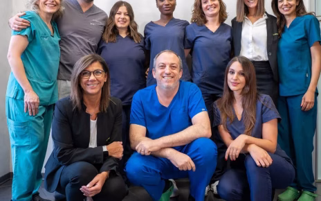 Studio Dentista a Torino: il percorso di Alloero Studio Odontoiatrico tra cura, tecnologia e attenzione alla persona 4 Foto Home Alloero Studio Odontooiatrico studio dentistico a Torino