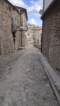 I VIAGGI DI ADELINA - Gesualdo, dove la memoria abita ancora 6 dece6831 95ba 4d57 940b 741199eebc8a