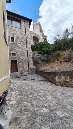 I VIAGGI DI ADELINA - Gesualdo, dove la memoria abita ancora 8 e08b9ada 8548 420a b9c2 db9280246676